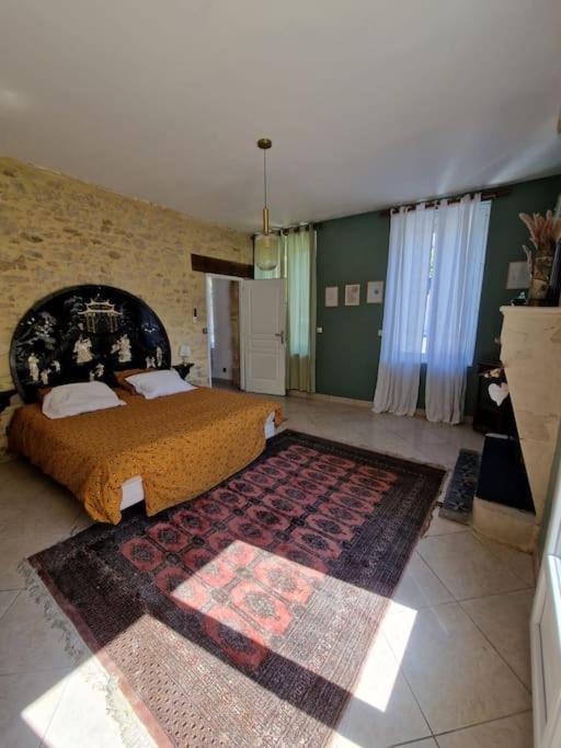 Demeure En Pierre Avec Piscine Privee Βίλα Etauliers Εξωτερικό φωτογραφία